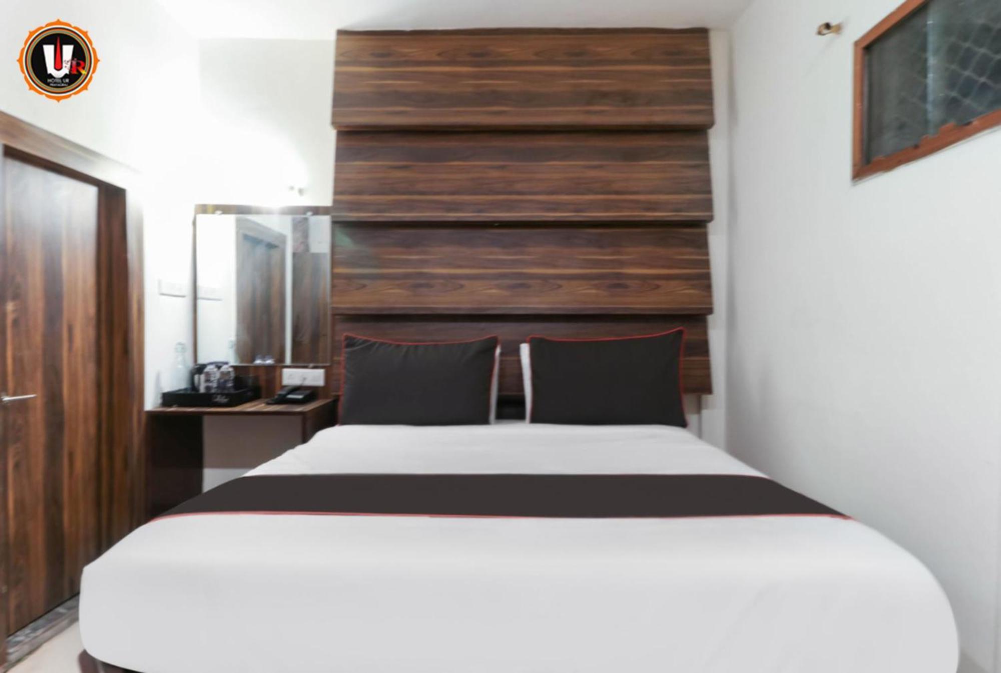 Hotel Ur Prayagraj Exterior photo