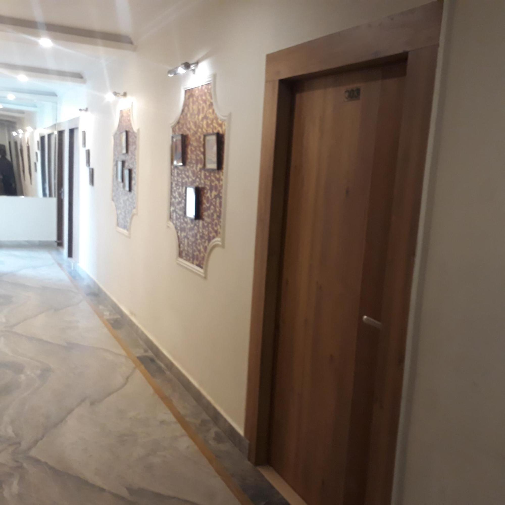 Hotel Ur Prayagraj Exterior photo